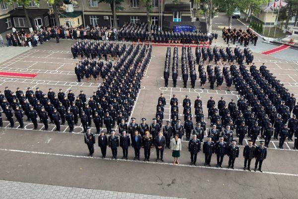 A 35-a generaţie de studenţi a depus Jurământul Solemn