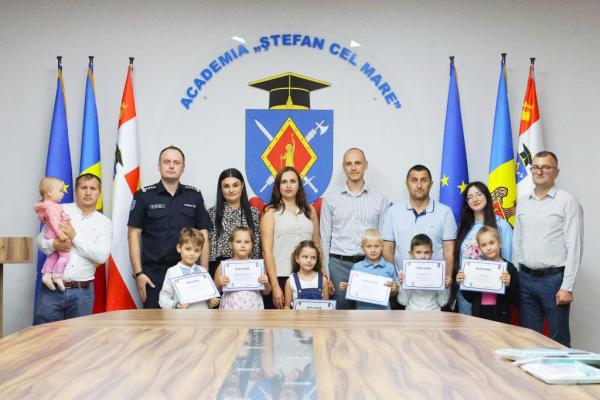 Academia „Ștefan cel Mare”, alături de copiii angajaților la început de an școlar