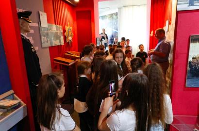 Experienţă educativă pentru elevi, în cadrul proiectului „Academia Junior Club” imaginea 18