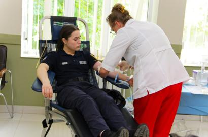 Campania „MAI donează, MAI salvează!” a debutat la Academia „Ștefan cel Mare”, cu implicarea activă a angajaților MAI imaginea 2