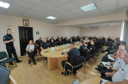 Sesiuni de formare profesională pentru polițiști imagine 4