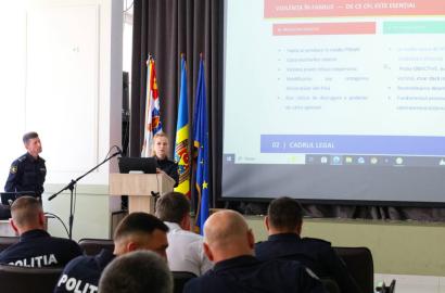Sesiuni de formare profesională pentru polițiști imagine 3