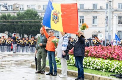Astăzi, onorăm trecutul, prețuim prezentul și privim cu încredere spre viitorul Republicii Moldova image10