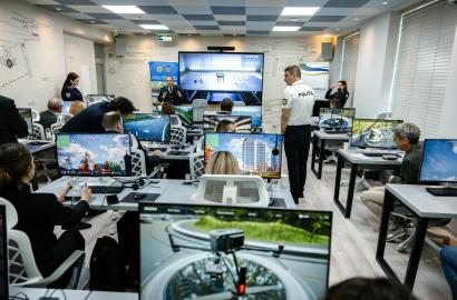Un nou pas în modernizarea pregătirii profesionale: Laborator de Instruire pentru Operarea Dronelor imagine 5