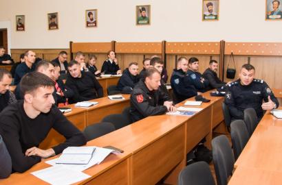 Constituirea grupurilor mixte de lucru în vederea lansării proiectelor de cercetare prin colaborare dintre subdiviziunile de cercetare ale Academiei „Ştefan cel Mare” şi autorităţile de aplicare a legii imagine 5