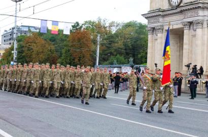 Cu demnitate, în pas cu istoria image16