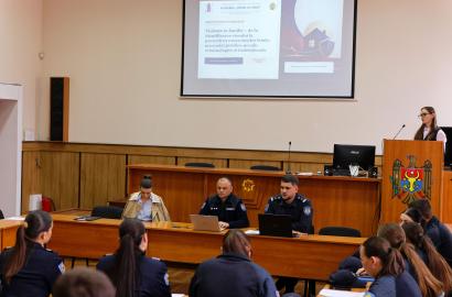 Masa rotundă studențească privind prevenirea violenței în familie și protecția victimelor image 2