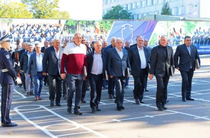 După 40 de ani, din nou împreună la Alma Mater imagine 9