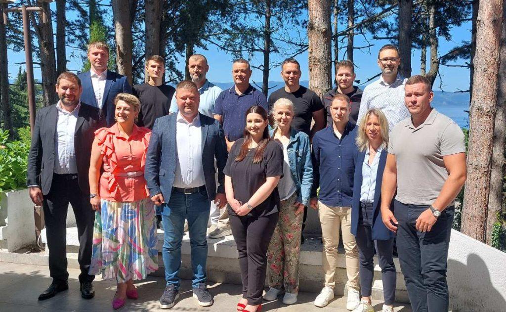 Atelier internațional dedicat tehnicilor defensive